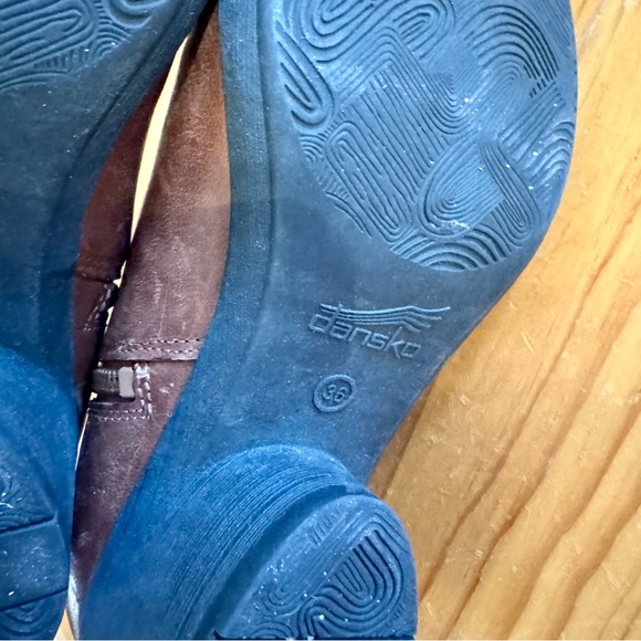 Dansko Raina Heeled Ankle Boot Brown Leather Women's 36 - Picture 10 of 11